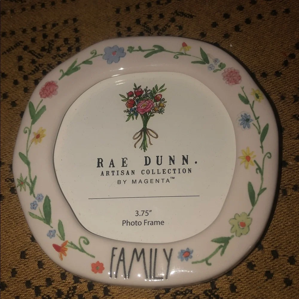 Rae Dunn FAMILY Mini Round Photo Frame